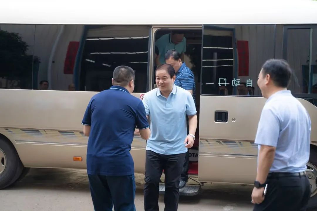 衡陽市委副書記、市長朱健一行赴朝陽集團進行考察